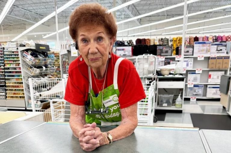 Inspiring! 100-Year-Old Woman Who Still Works Four Days a Week