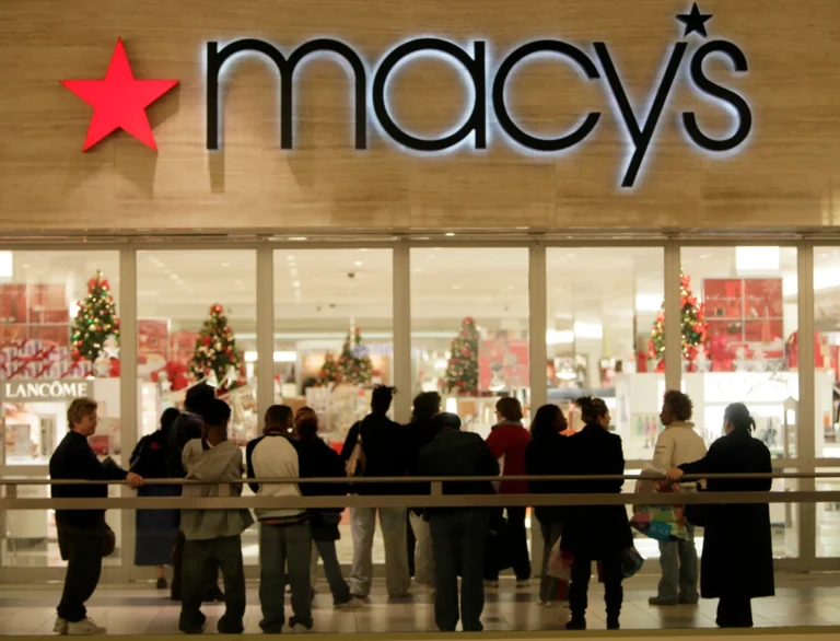 $130M Expense Cover-Up? Macy’s Earnings Delayed Amid Shocking Investigation!