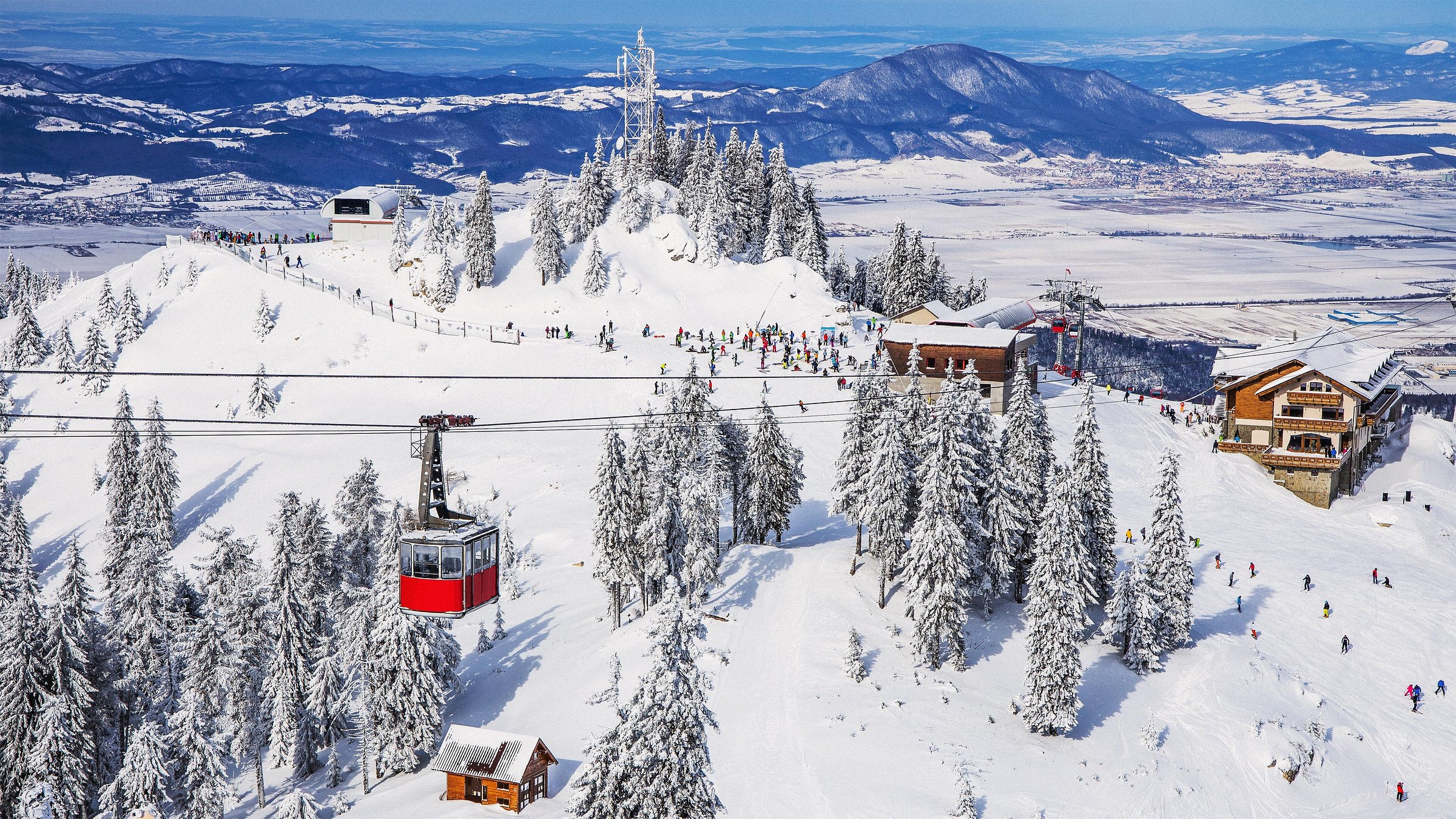 5 Hidden Gem European Ski Towns to Discover This Winter